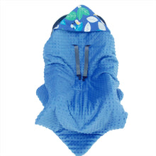 Load image into Gallery viewer, Little Love car seat blanket blue animal