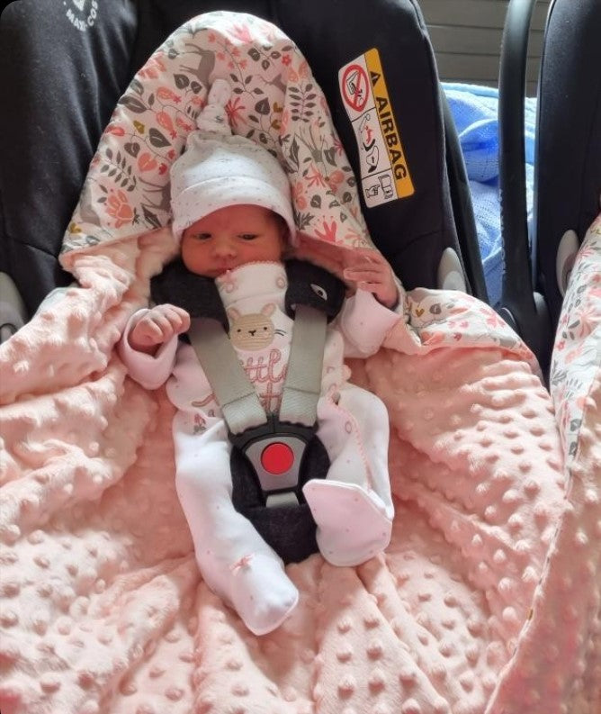 Car seat blankets for 3-point harnesses