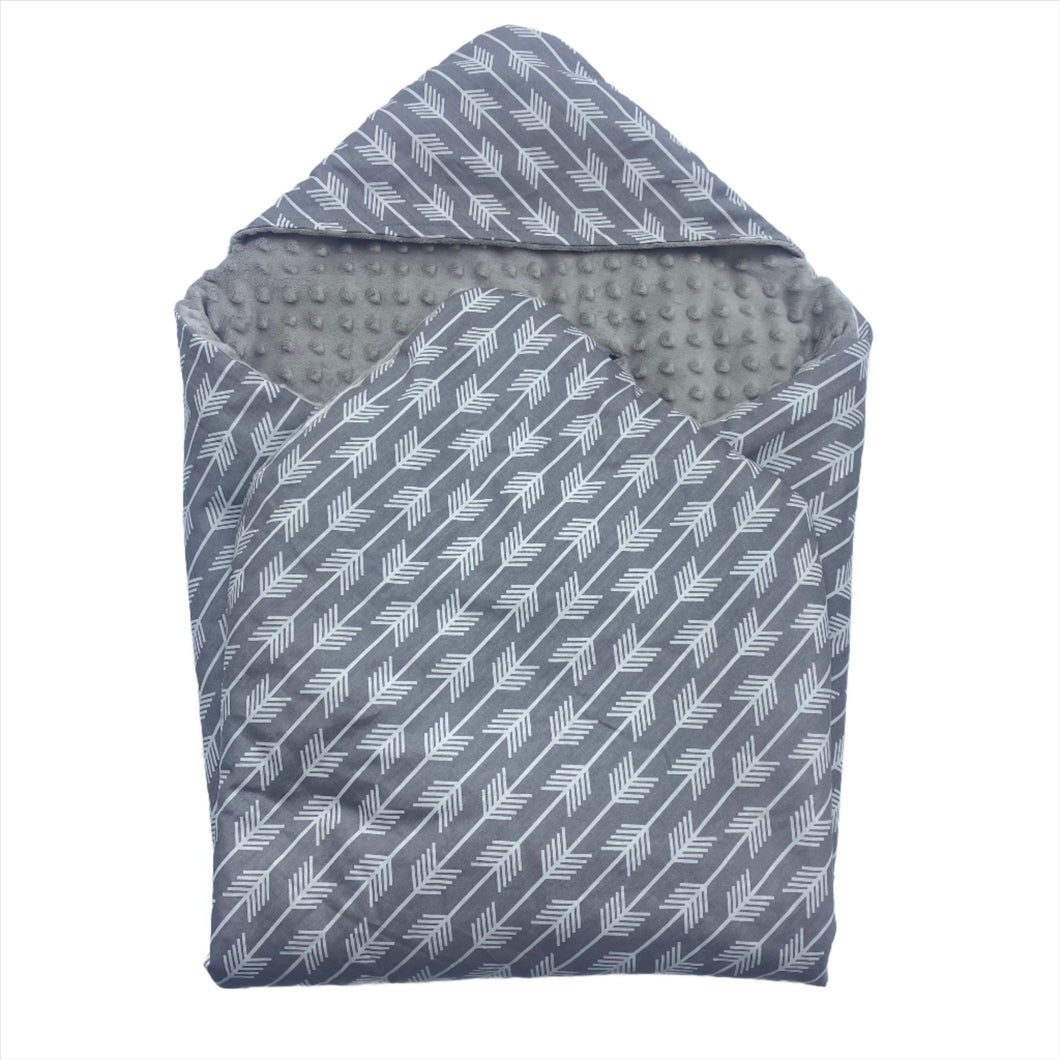 Little Love car seat blanket grey arrow